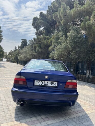 BMW 528 1996, 298,000 km - 2.8 л - Bakı