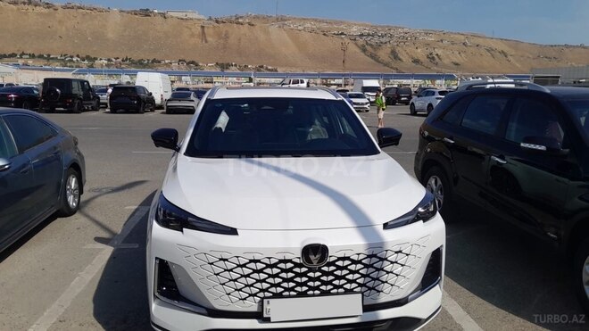 Changan CS 55 Plus 2025, 0 km - 1.5 л - Bakı