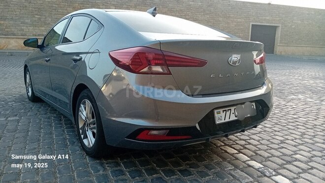 Hyundai Elantra 2019, 108,000 km - 2.0 l - Bakı