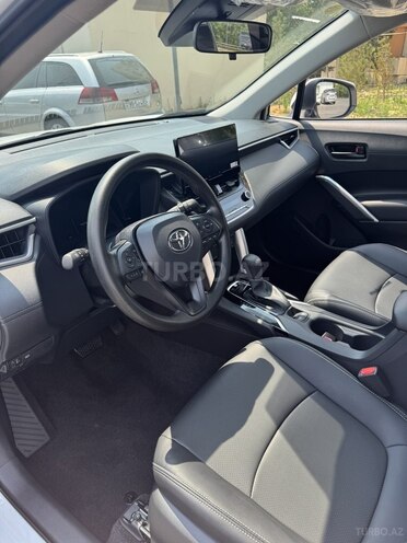 Toyota Corolla Cross 2025, 0 km - 2.0 л - Bakı