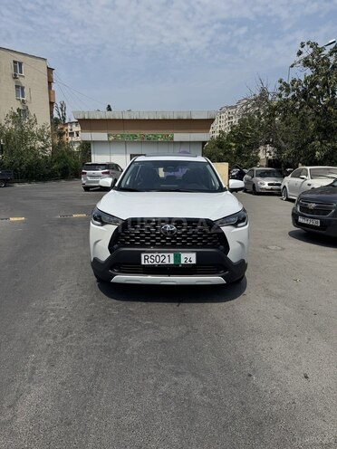 Toyota Corolla Cross 2025, 0 km - 2.0 л - Bakı