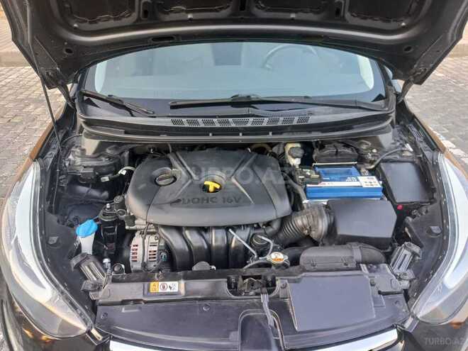 Hyundai Elantra 2015, 177,028 km - 1.8 l - Bakı