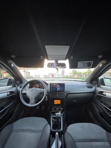 Opel Astra 2005, 235,000 km - 1.4 l - Bakı