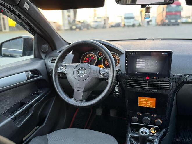Opel Astra 2005, 235,000 km - 1.4 l - Bakı