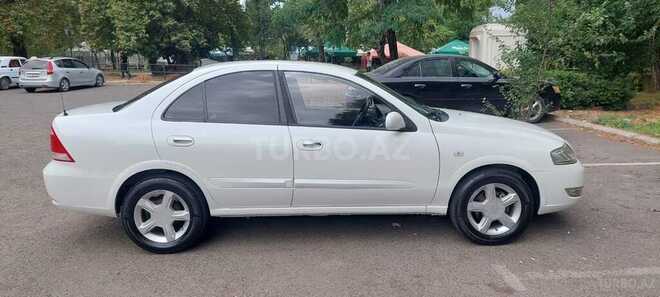 Nissan Sunny 2011, 330,000 km - 1.6 l - Qəbələ