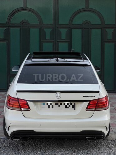Mercedes E 350 2010, 232,000 km - 3.5 l - Yevlax