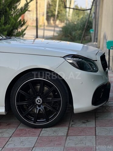 Mercedes E 350 2010, 232,000 km - 3.5 l - Yevlax
