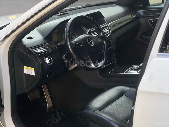 Mercedes E 350 2010, 232,000 km - 3.5 l - Yevlax
