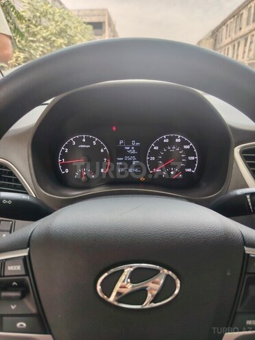 Hyundai Accent 2022, 128,748 km - 1.6 л - Bakı