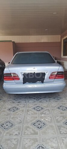 Mercedes E 220 d 2000, 479,000 km - 2.2 l - İmişli