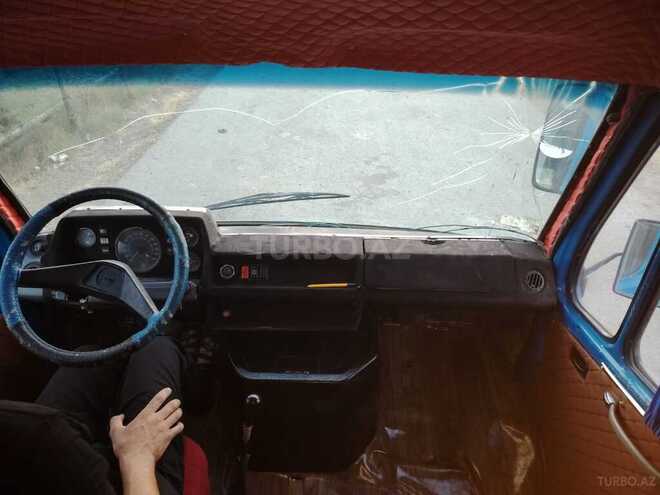 Mercedes 208 D 1992, 491,430 km - 2.5 l - Biləsuvar