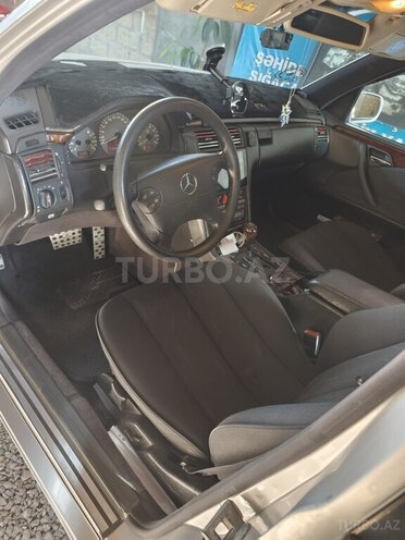 Mercedes E 240 1997, 333,333 km - 2.4 l - Gəncə