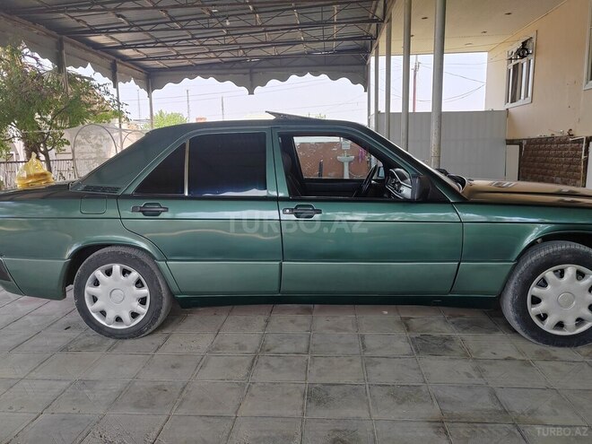 Mercedes 190 1990, 150,000 km - 2.3 l - Hacıqabul