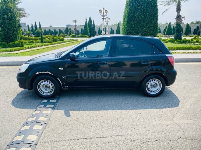Kia Rio 2006, 360,000 km - 1.5 l - Gəncə