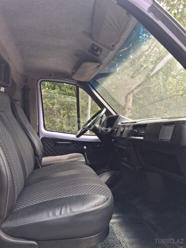 GAZ 33021 2002, 650,000 km - 2.5 l - Quba