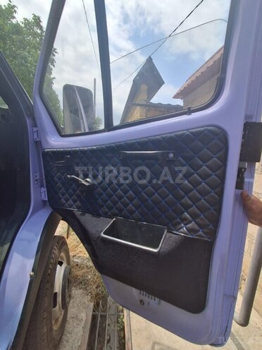 GAZ 33021 2002, 650,000 km - 2.5 l - Quba