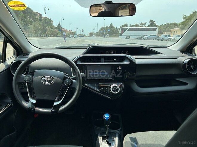 Toyota Aqua 2020, 96,000 km - 1.5 л - Bakı