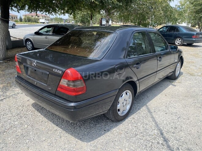 Mercedes C 220 1994, 330,000 km - 2.2 l - Göyçay