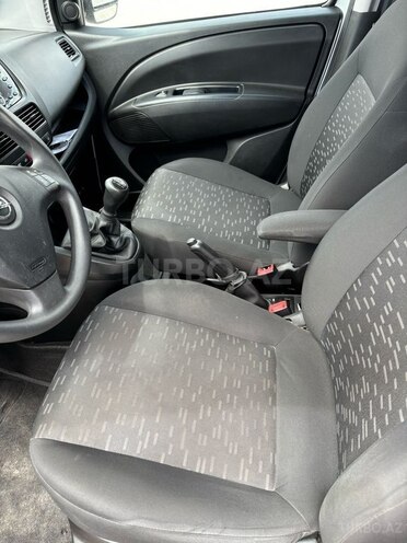 Fiat Doblo 2017, 160,000 km - 1.3 л - Babək