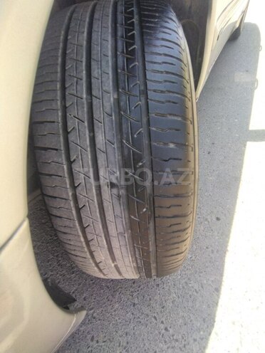 Mercedes E 220 d 2001, 687,000 km - 2.2 l - Bakı