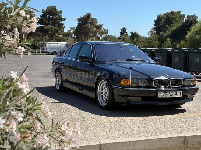 BMW 735 2001, 310,000 km - 3.5 l - Bakı