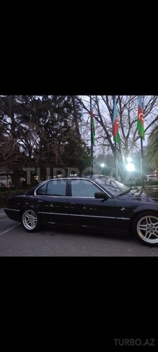 BMW 735 2001, 310,000 km - 3.5 l - Bakı