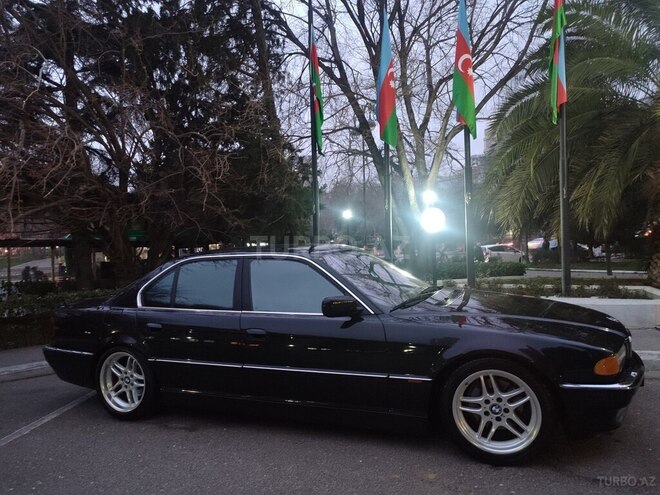 BMW 735 2001, 310,000 km - 3.5 l - Bakı