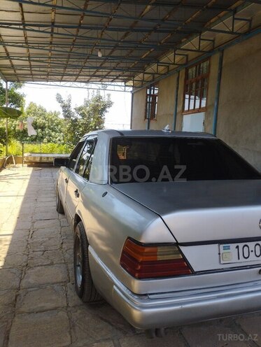 Mercedes E 250 1990, 550,000 km - 2.5 l - Cəlilabad