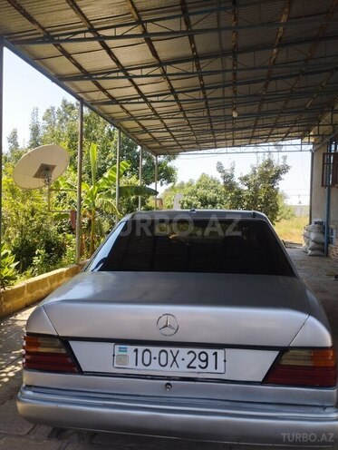 Mercedes E 250 1990, 550,000 km - 2.5 l - Cəlilabad
