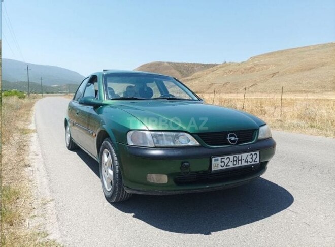 Opel Vectra 1996, 290,000 km - 1.8 l - Bakı