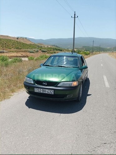 Opel Vectra 1996, 290,000 km - 1.8 l - Bakı