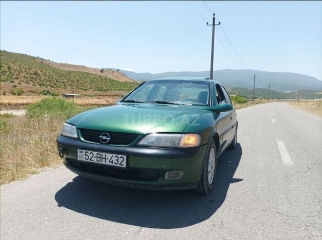 Opel Vectra 1996, 290,000 km - 1.8 l - Bakı