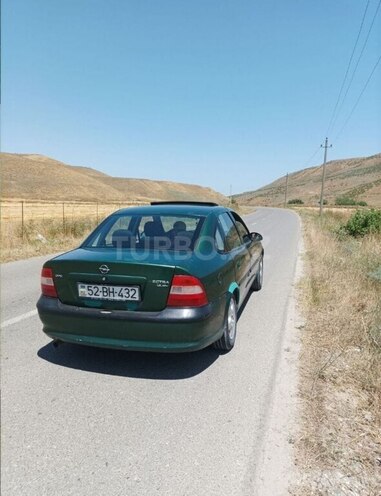 Opel Vectra 1996, 290,000 km - 1.8 l - Bakı