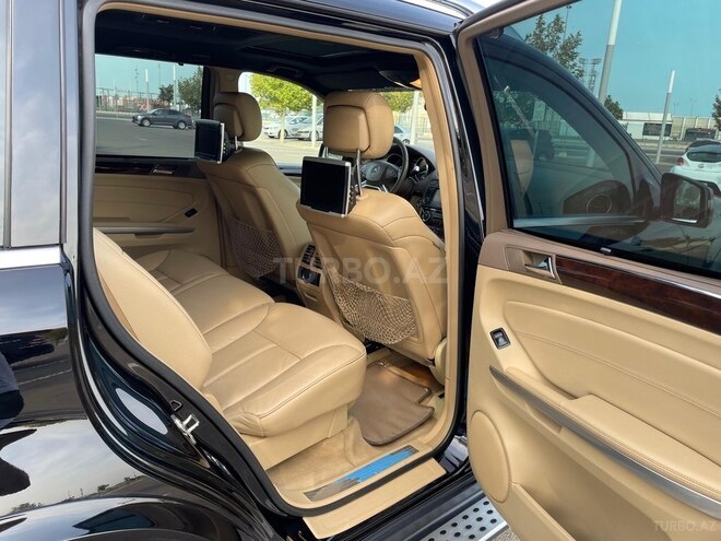 Mercedes GL 450 4MATIC 2011, 133,000 km - 4.7 l - Bakı