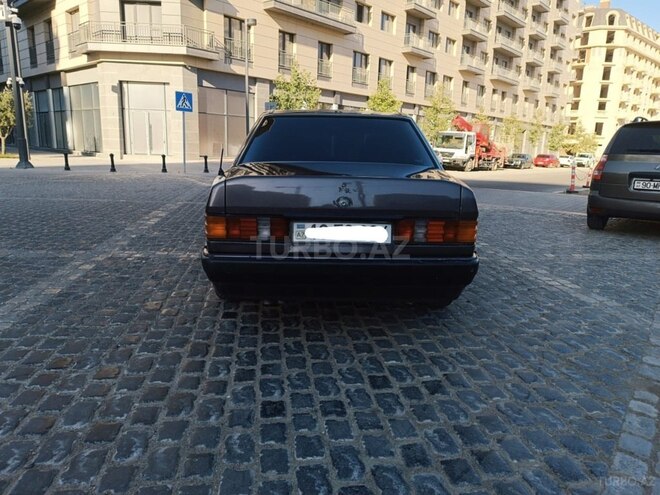 Mercedes 190 1991, 325,488 km - 2.0 л - Bakı