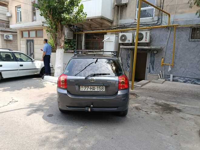 Toyota Corolla 2006, 213,000 km - 1.4 l - Bakı