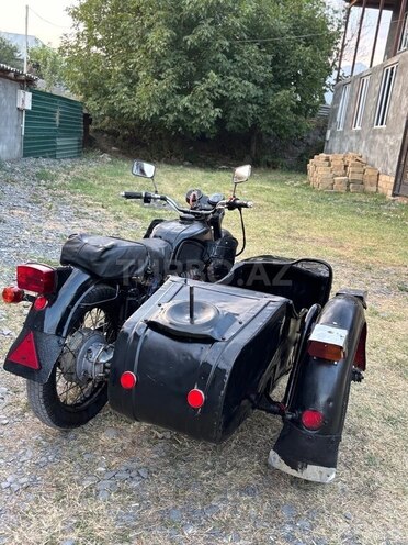 Ural  1982, 5,000 km - 0.6 l - Qax
