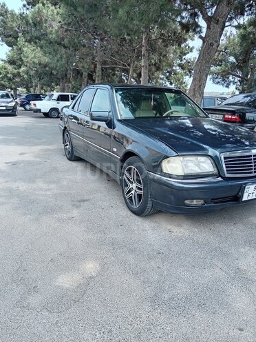 Mercedes C 230 1997, 276,000 km - 2.3 l - Bakı