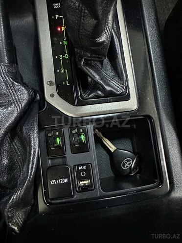 Toyota Land Cruiser Prado 2012, 160,200 km - 2.7 л - Bakı