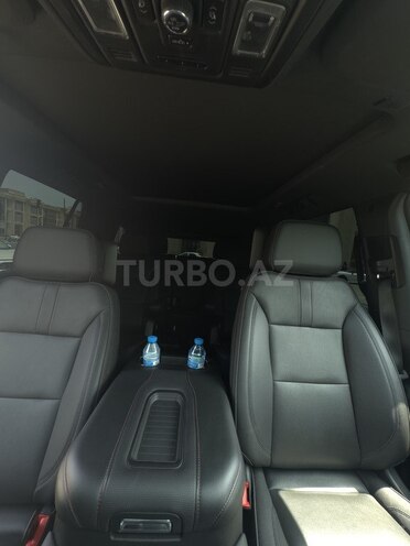 Chevrolet Tahoe 2023, 28,658 km - 5.3 l - Bakı