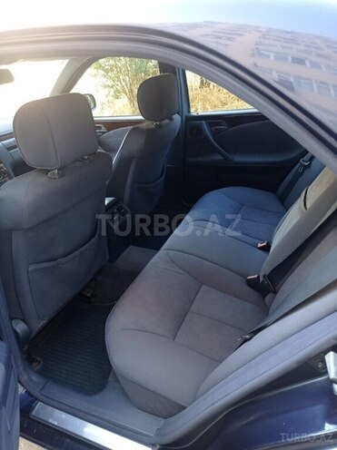 Mercedes E 220 d 1999, 350,000 km - 2.2 л - Xırdalan