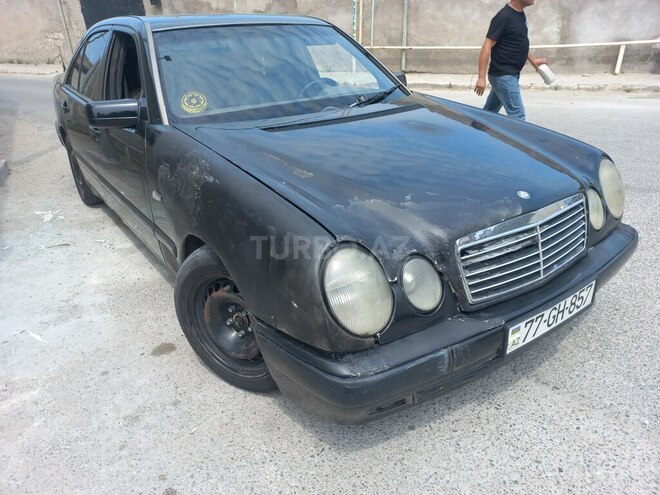 Mercedes E 220 d 1995, 835,000 km - 2.2 l - Bakı
