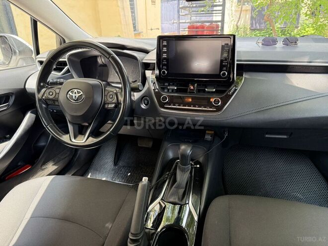 Toyota Corolla 2019, 100,000 km - 1.6 l - Bakı