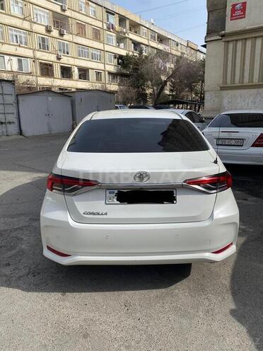 Toyota Corolla 2019, 100,000 km - 1.6 l - Bakı