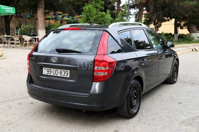 Kia  2008, 355,000 km - 1.4 л - Şabran