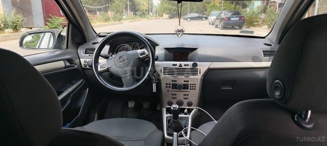 Opel Astra 2009, 400,000 km - 1.3 l - Şabran