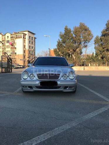 Mercedes E 320 1999, 307,000 km - 3.2 l - Bakı