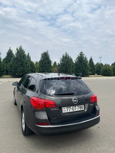 Opel Astra 2015, 128,000 km - 1.4 l - Ağdaş