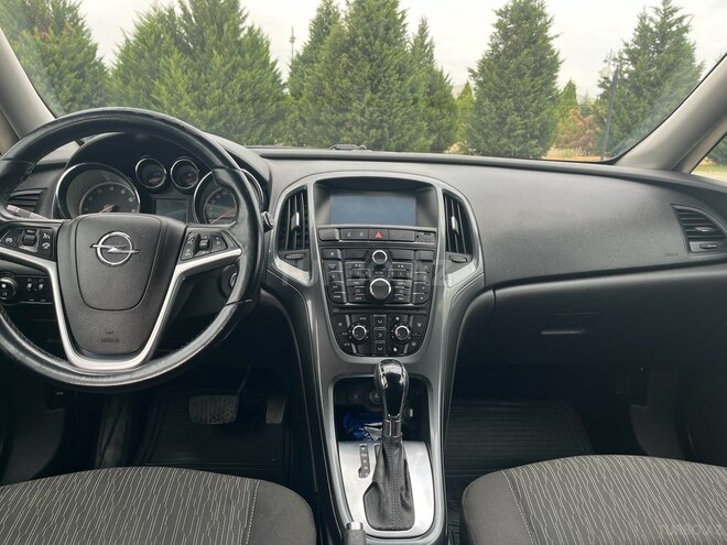 Opel Astra 2015, 128,000 km - 1.4 l - Ağdaş
