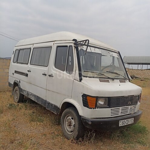 Mercedes Sprinter 208 1993, 300,000 km - 2.3 l - Tovuz